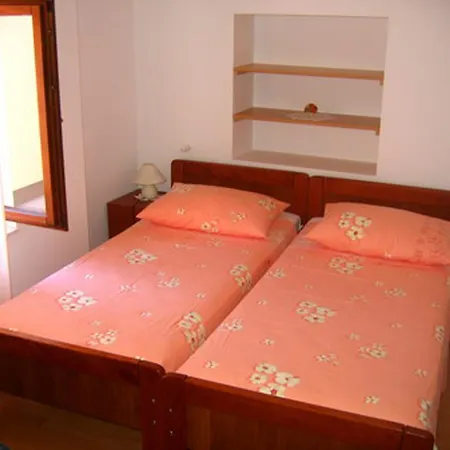 Апартаменти Dobra